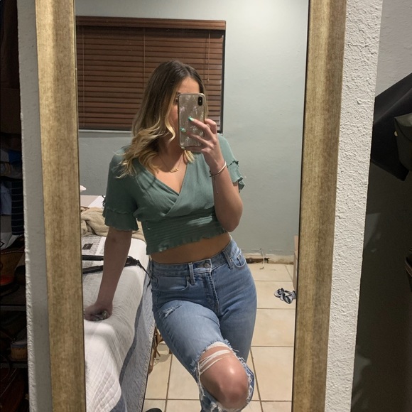 Windsor sage green crop top - Picture 1 of 3